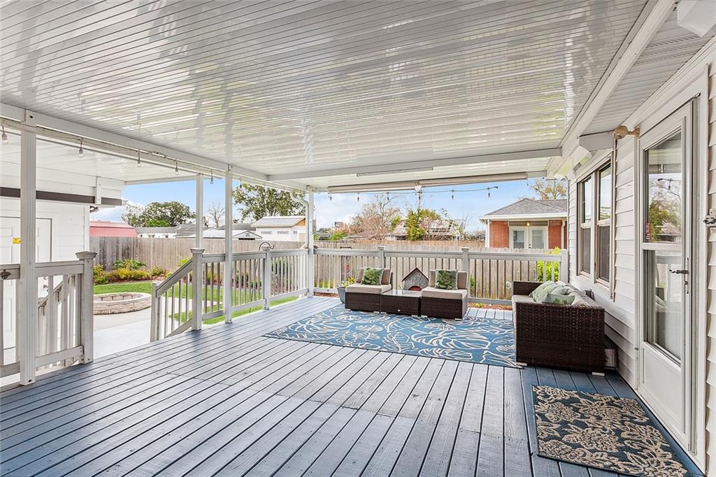 670 VICTORY Drive