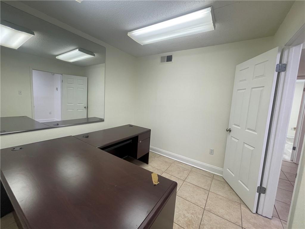 2955 RIDGELAKE Drive 117