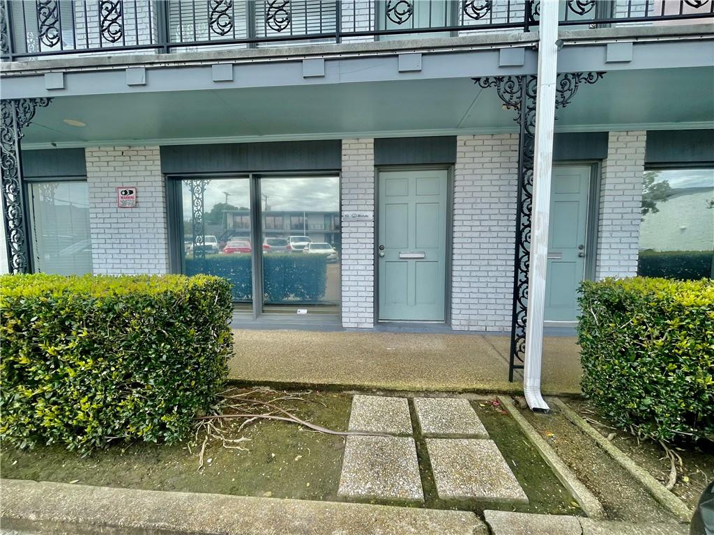 2901 RIDGELAKE Drive 113