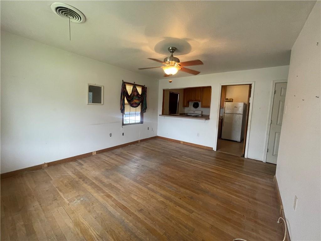 443 YETTA Street