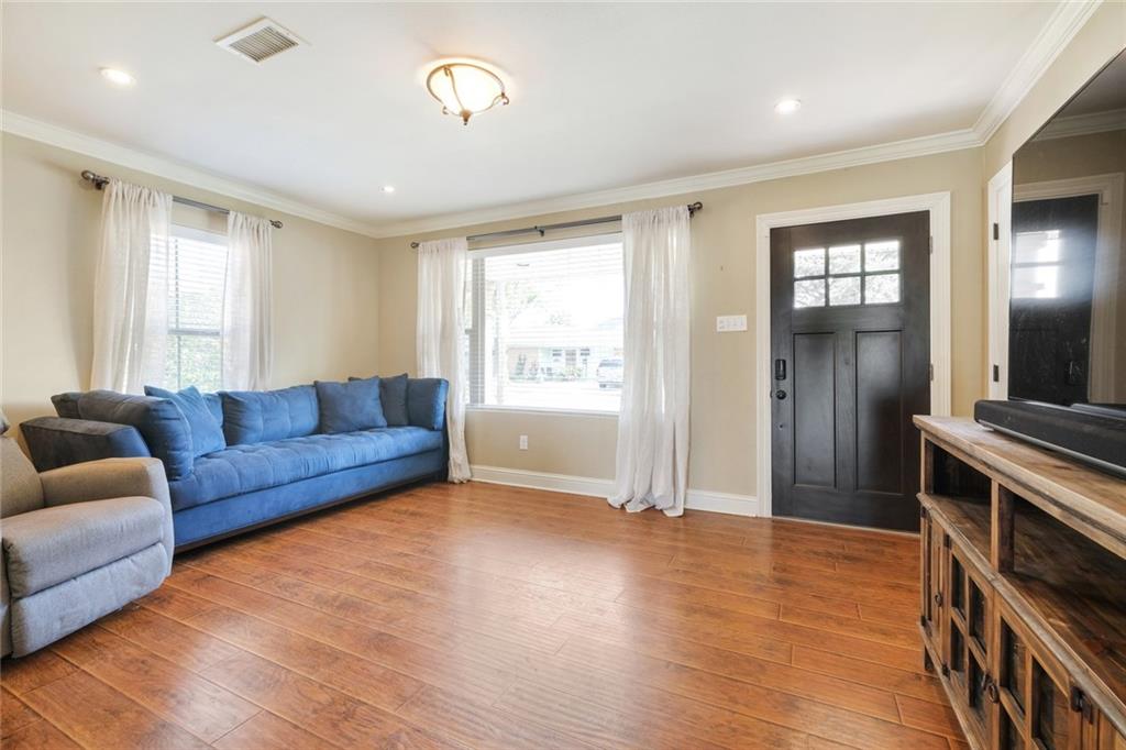 636 BEVERLY GARDEN Drive