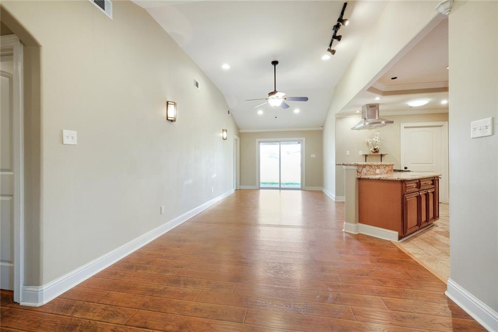 636 BEVERLY GARDEN Drive