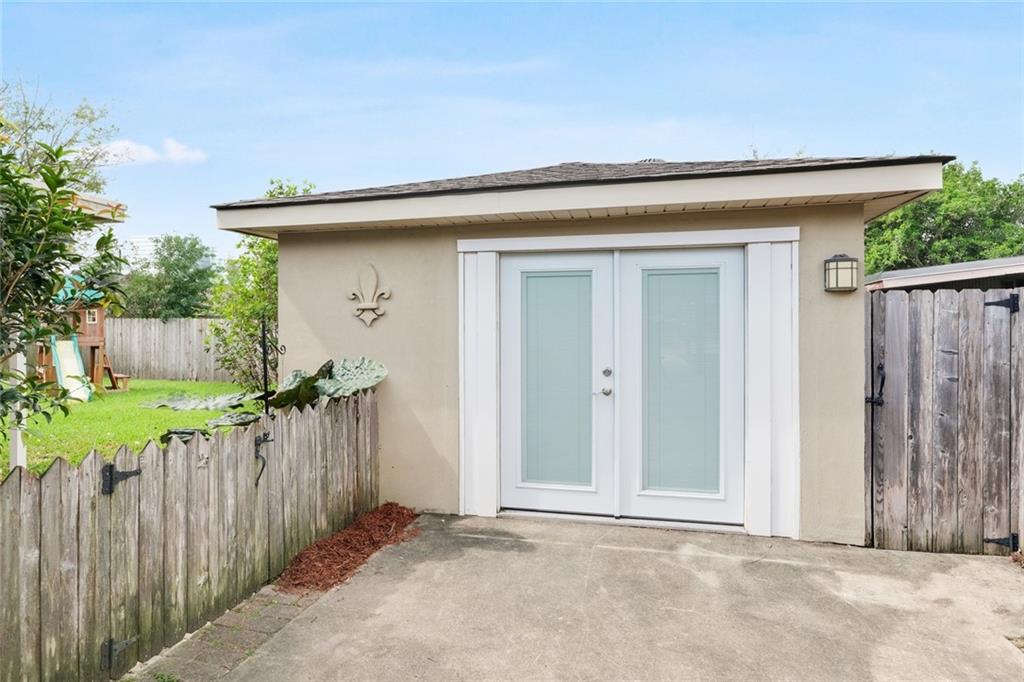 636 BEVERLY GARDEN Drive