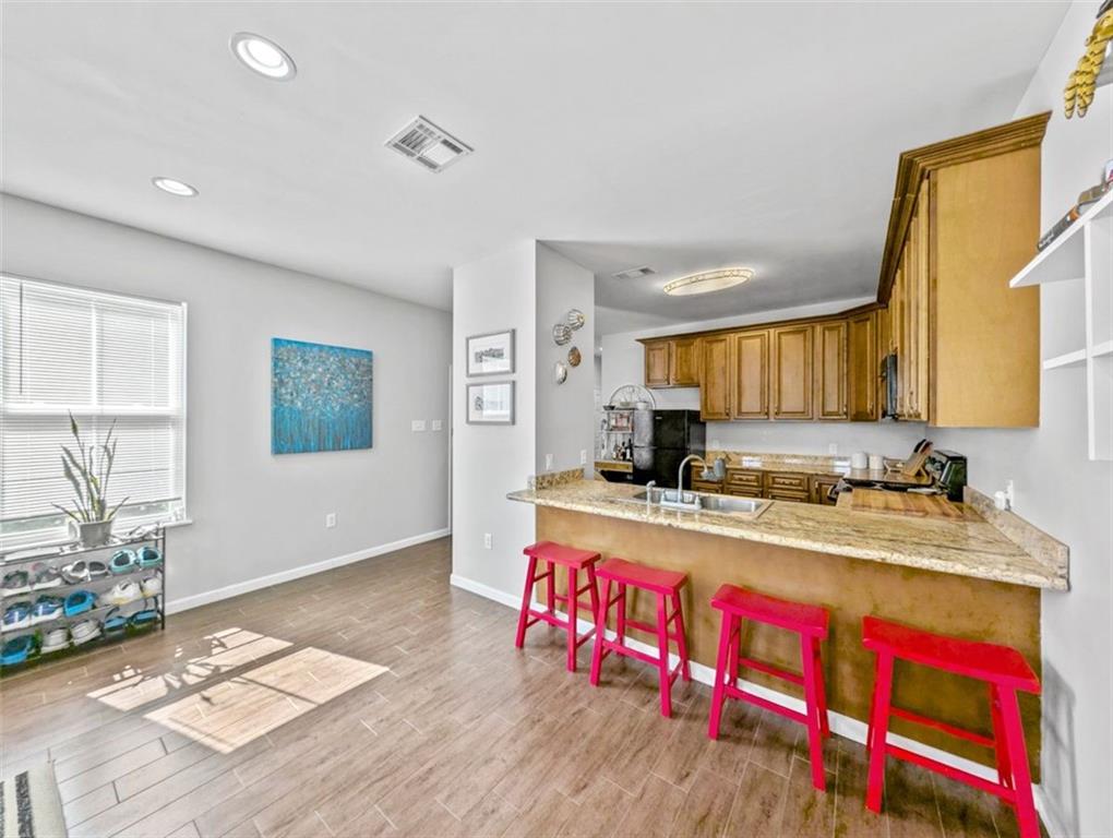 2738 CLEVELAND Avenue