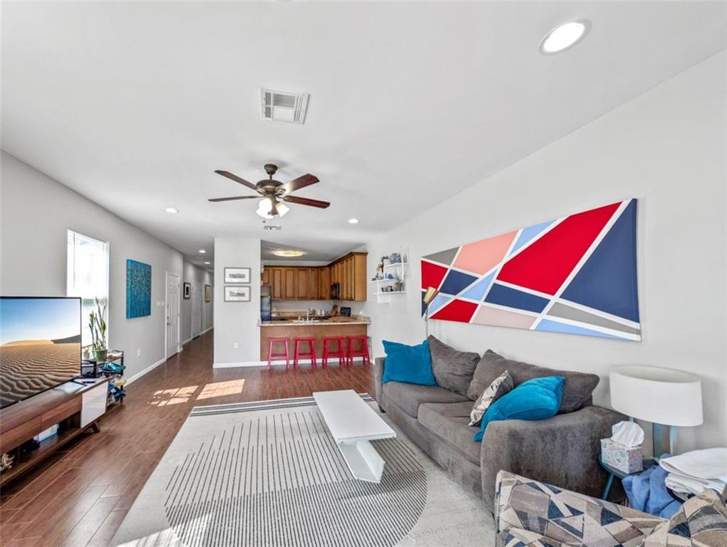 2738 CLEVELAND Avenue