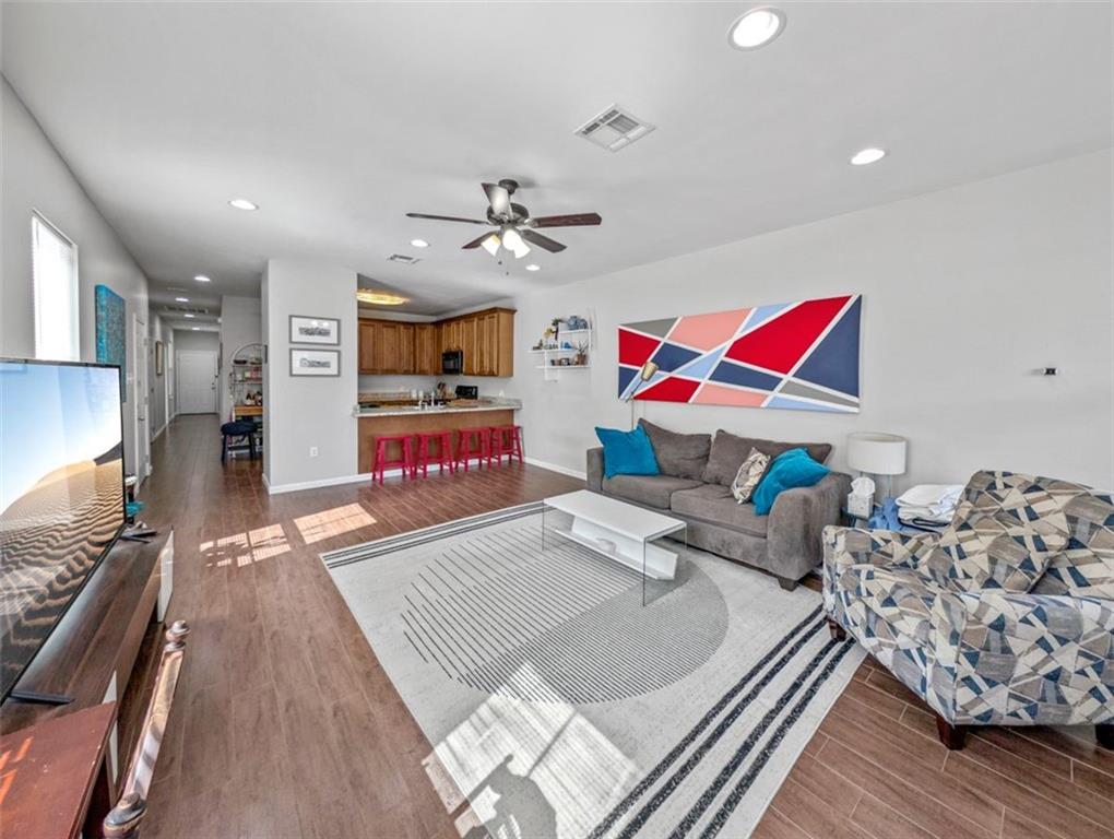 2738 CLEVELAND Avenue