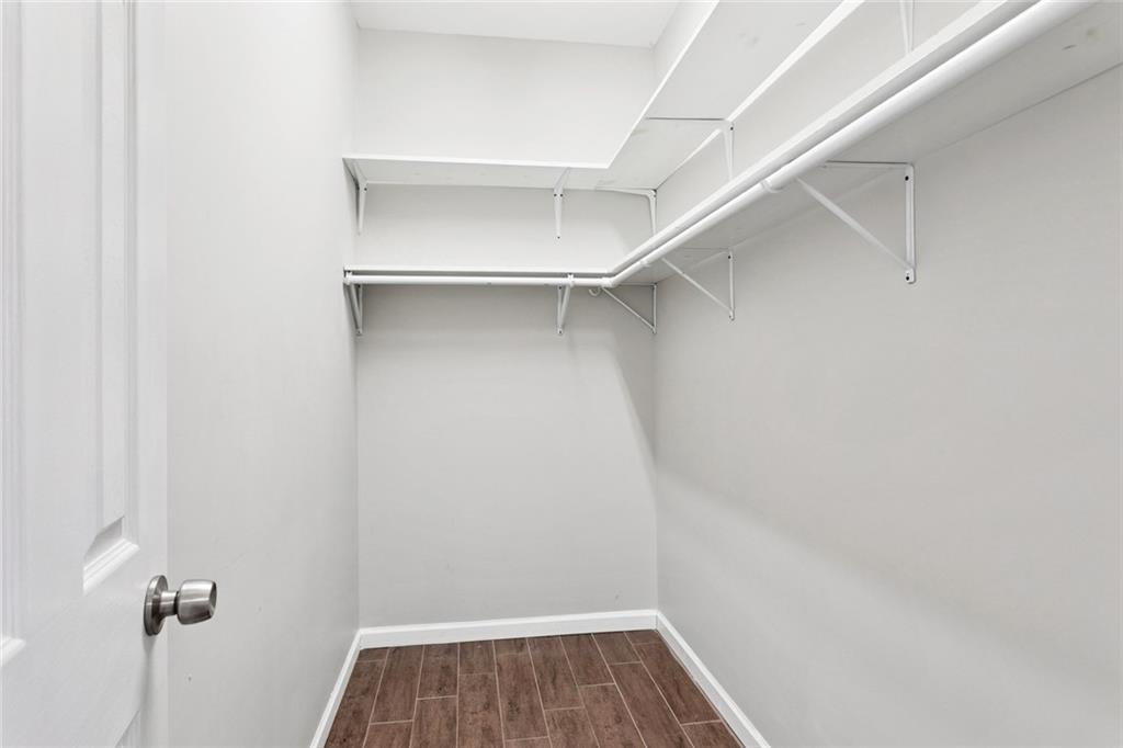 2738 CLEVELAND Avenue