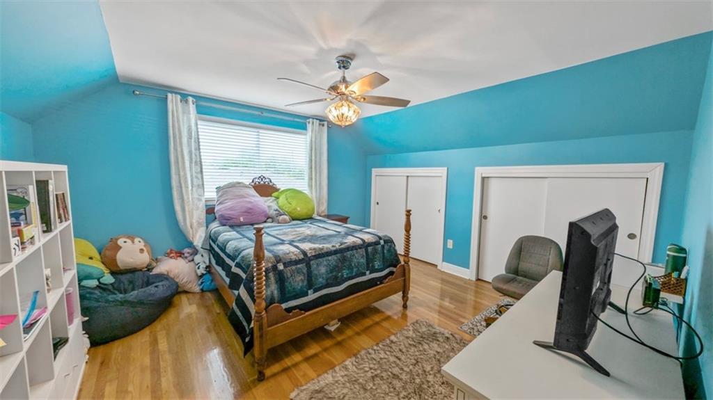 3424 CLIFFORD Drive