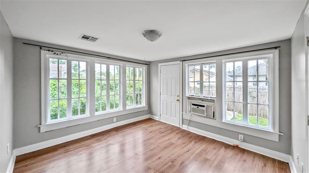 5547 ROSEMARY Place