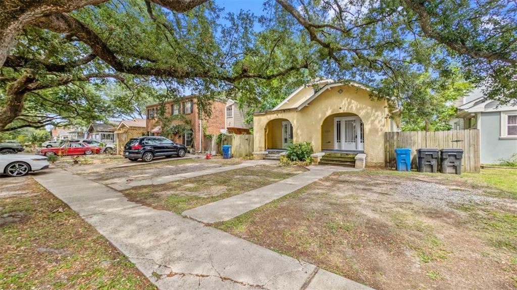 5547 ROSEMARY Place