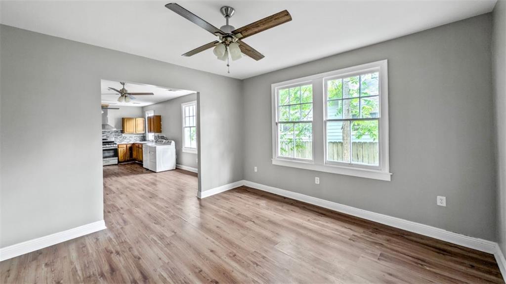 5547 ROSEMARY Place