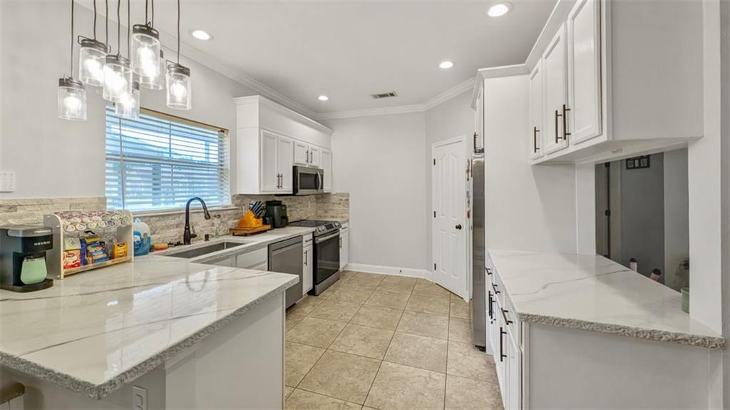 2735 VILLAGE Court
