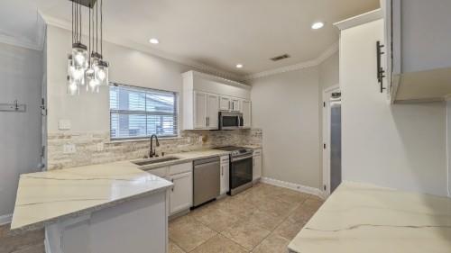 2735 VILLAGE Court