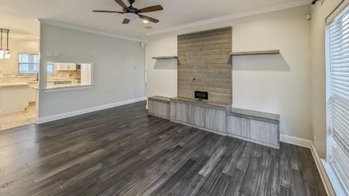2735 VILLAGE Court