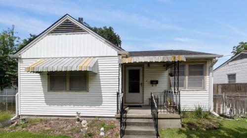 304 HARANG Avenue