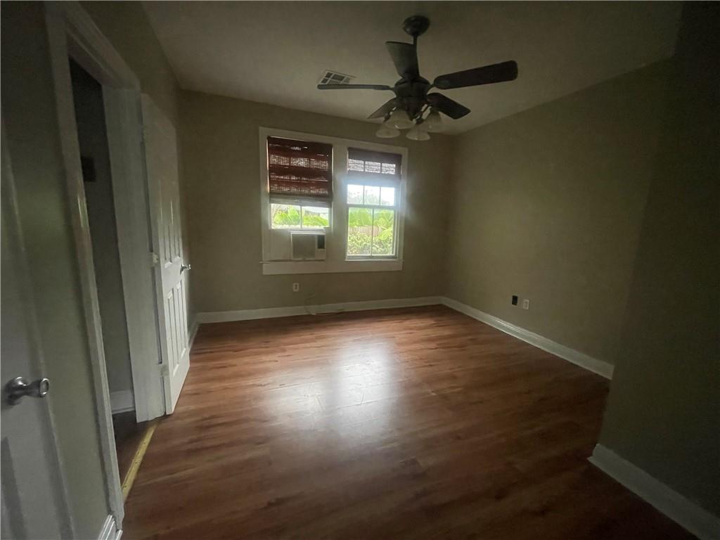 5547 ROSEMARY Place