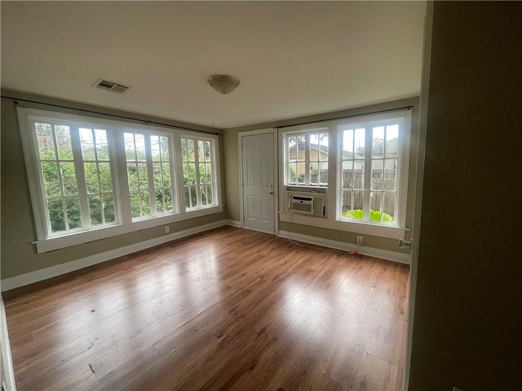5547 ROSEMARY Place