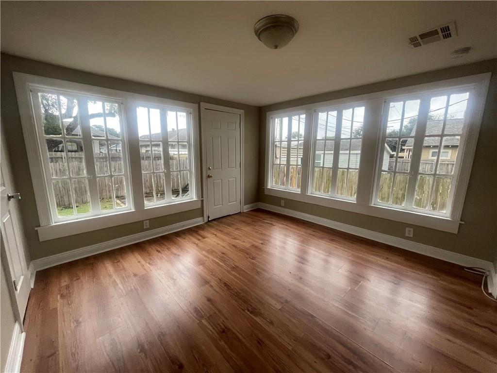 5547 ROSEMARY Place