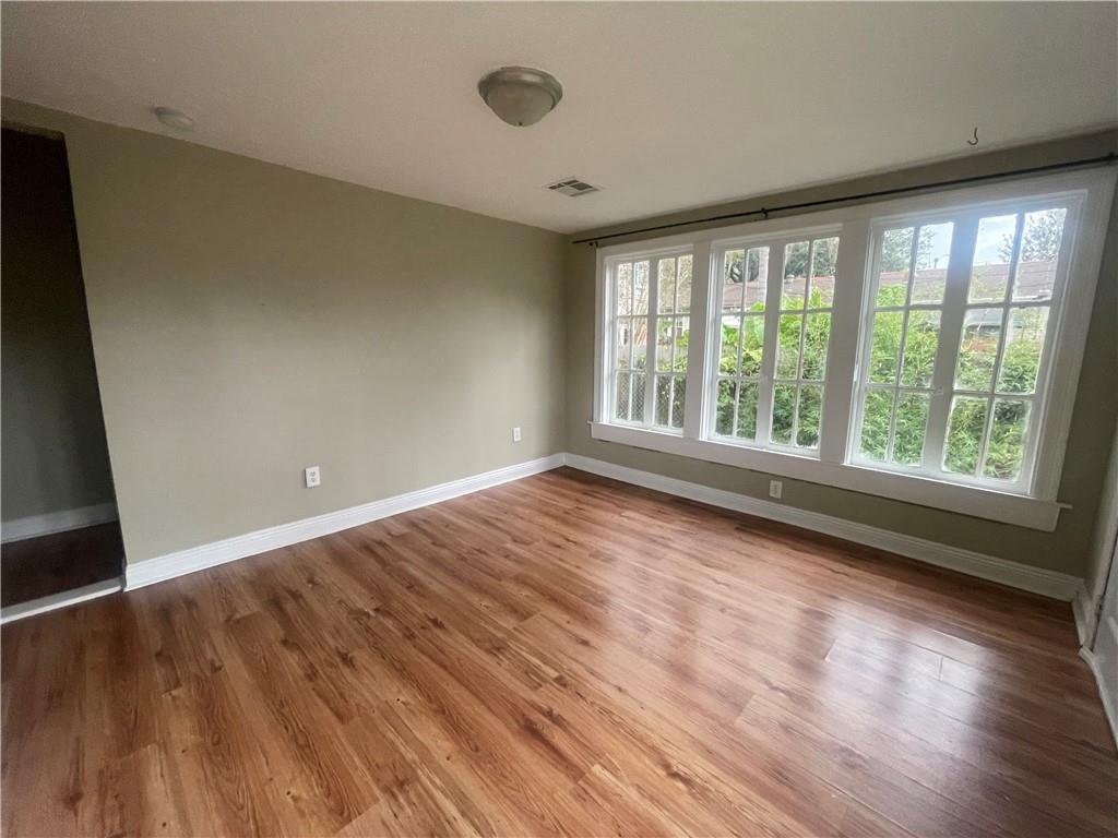 5547 ROSEMARY Place
