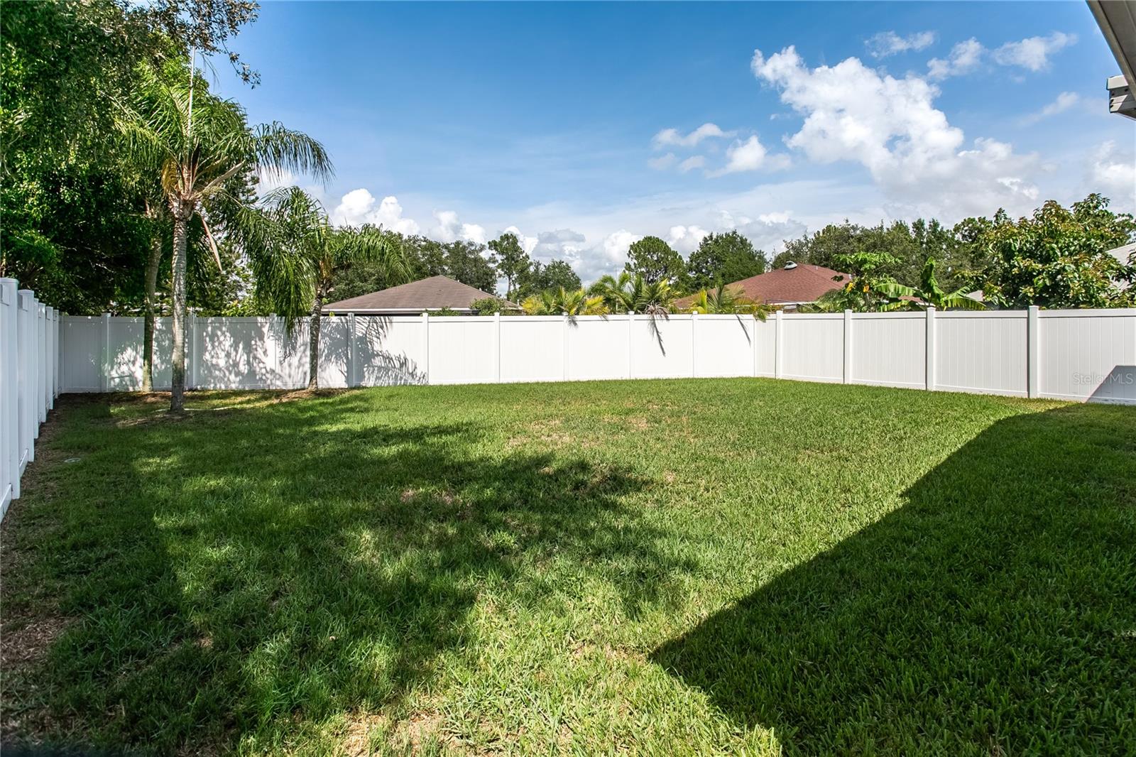 8803 SEA ISLAND WAY