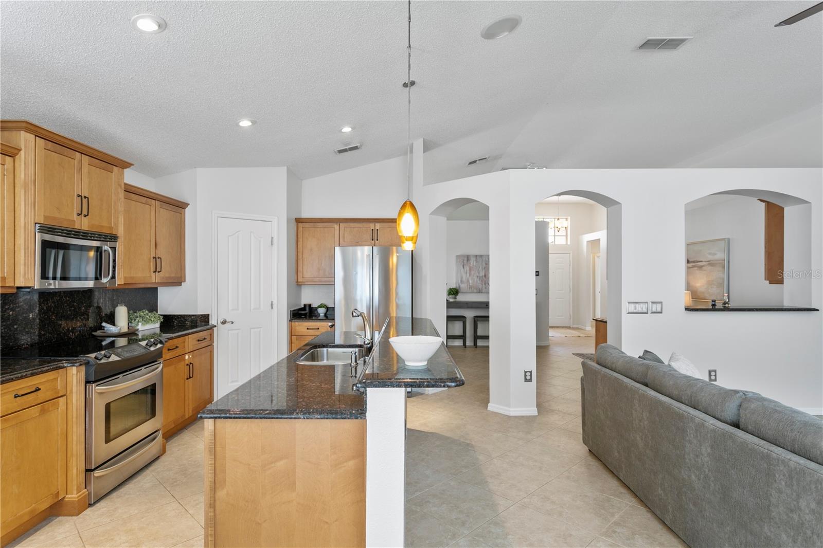 13507 STAGHORN RD