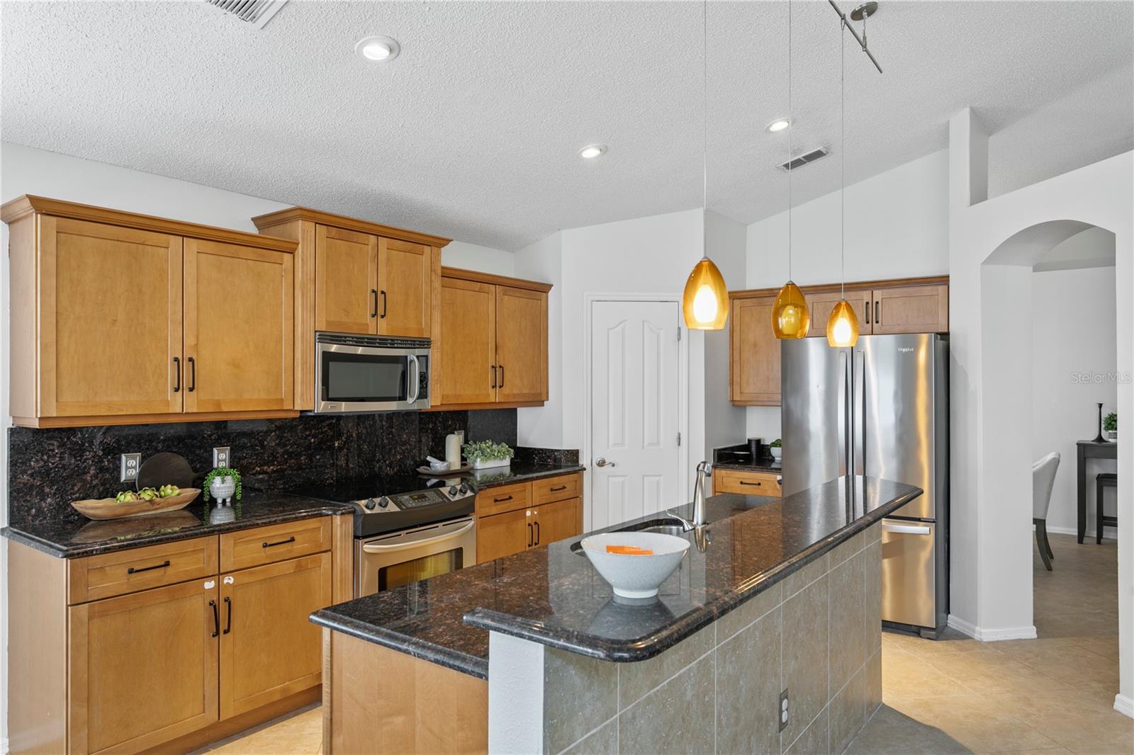 13507 STAGHORN RD