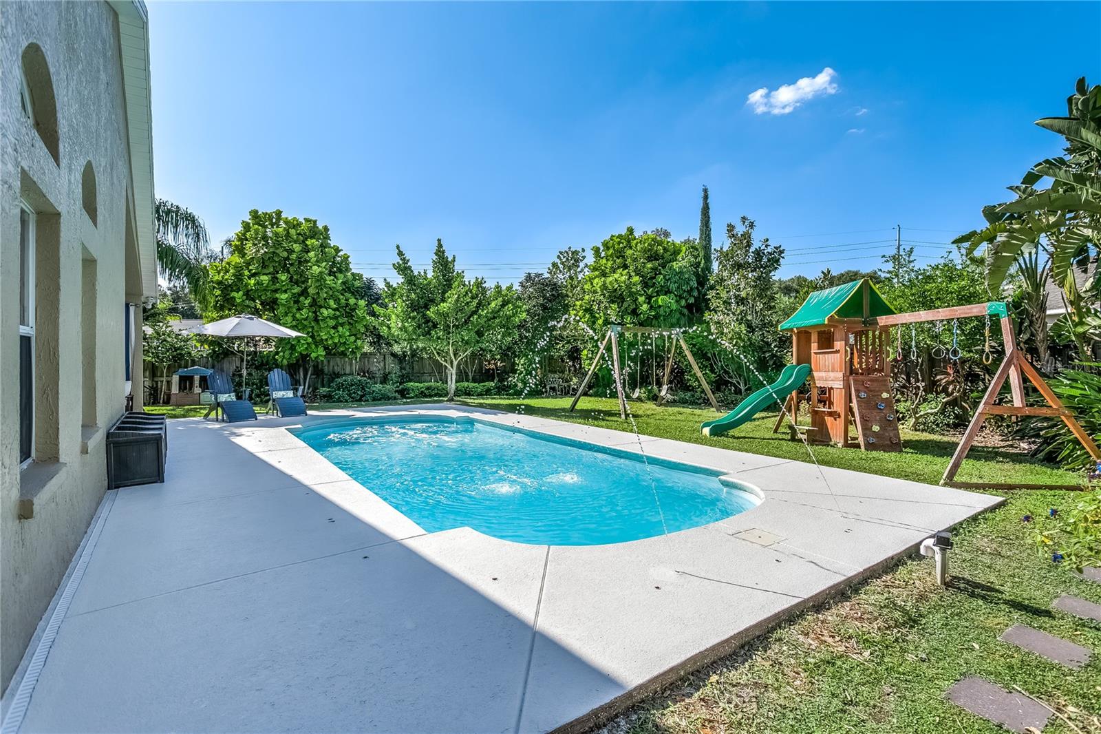 10223 CHARLESTON CORNER RD