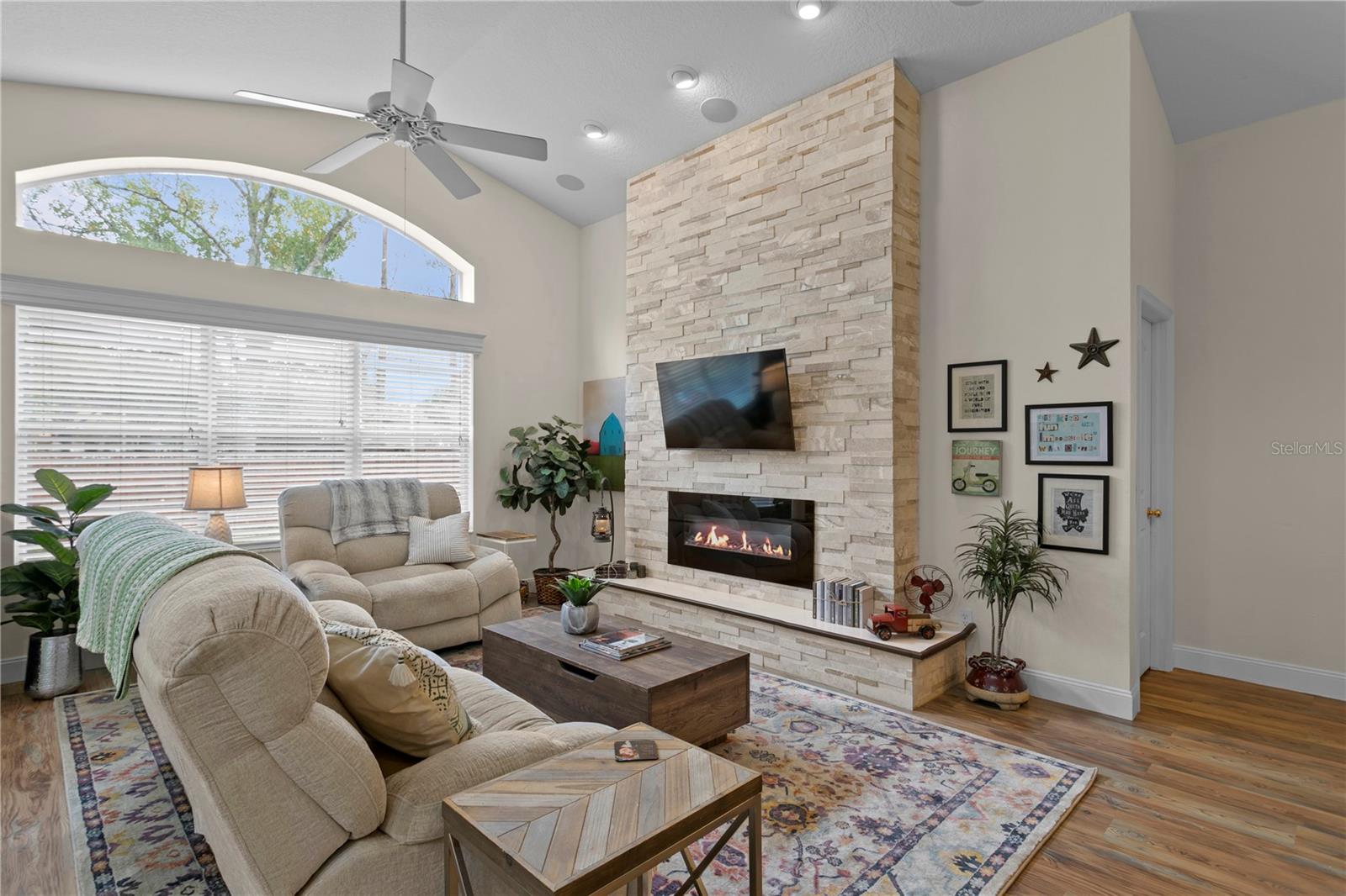 11504 CYPRESS RESERVE DR
