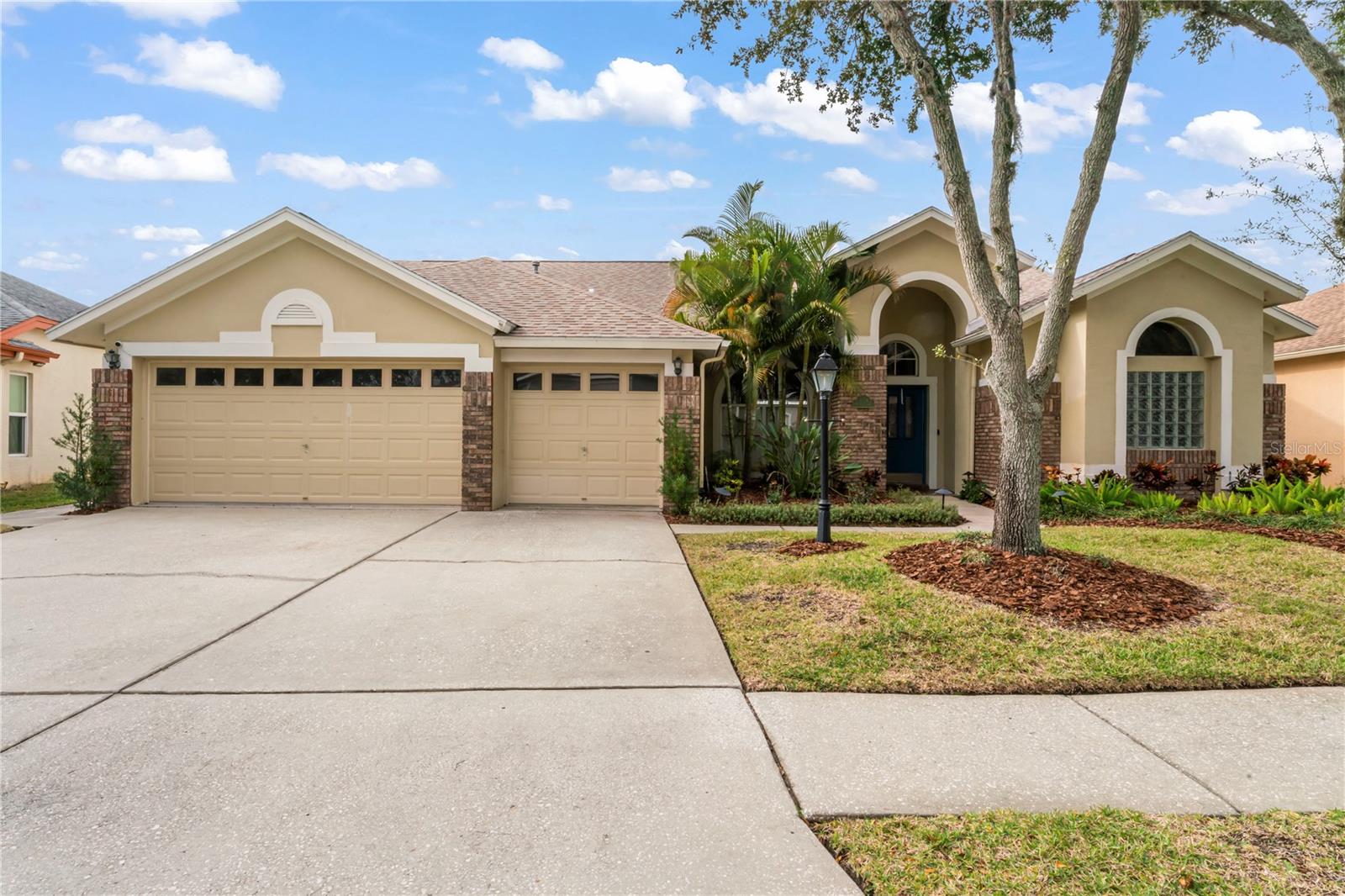 9108 WOODBAY DR
