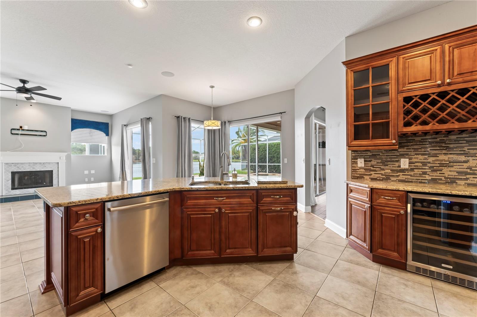 9108 WOODBAY DR