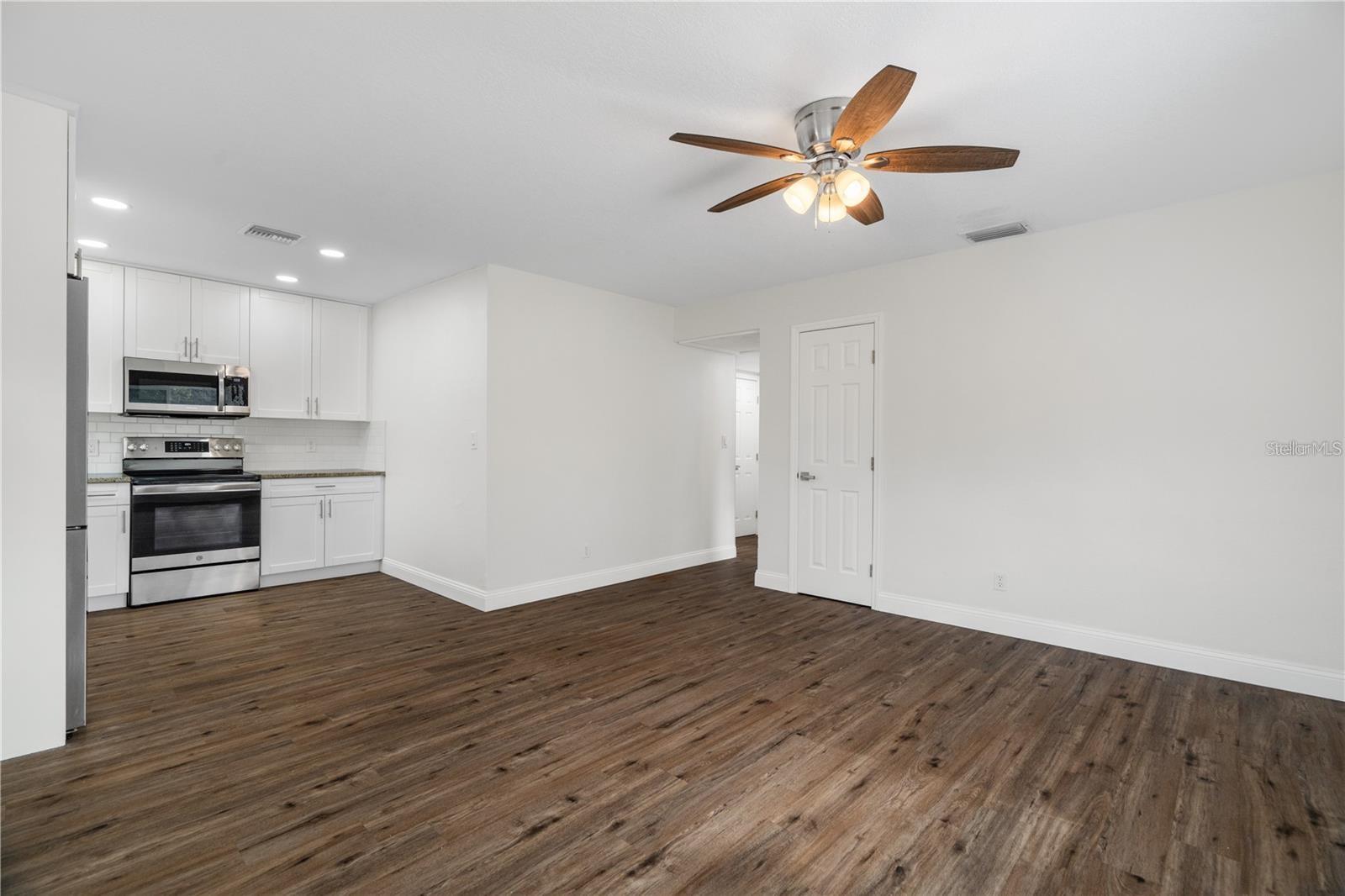 1212 22ND AVE S