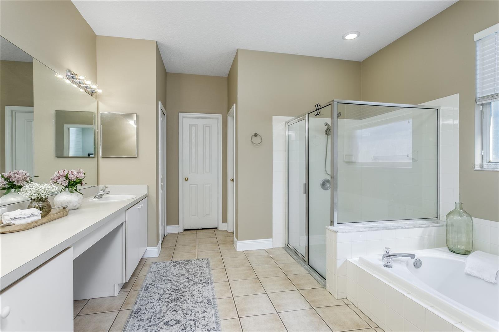 10112 KINGSBRIDGE AVE