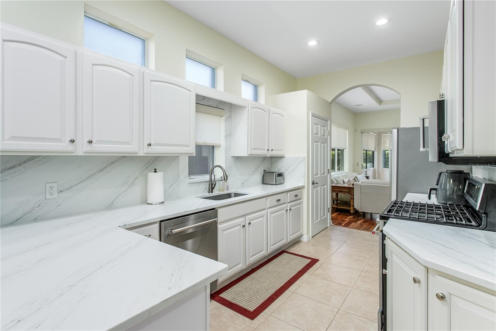 14525 MIRASOL MANOR CT