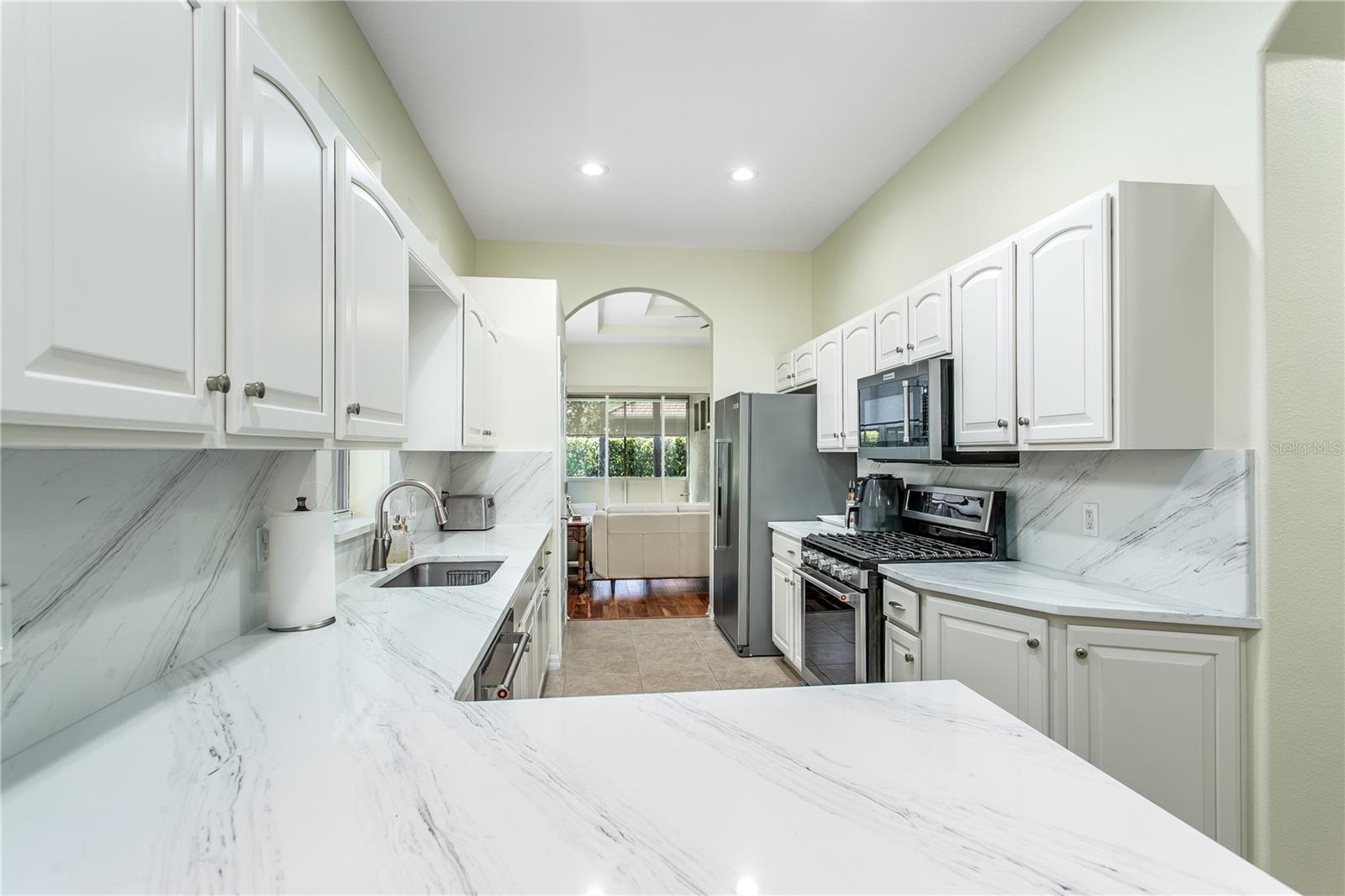 14525 MIRASOL MANOR CT