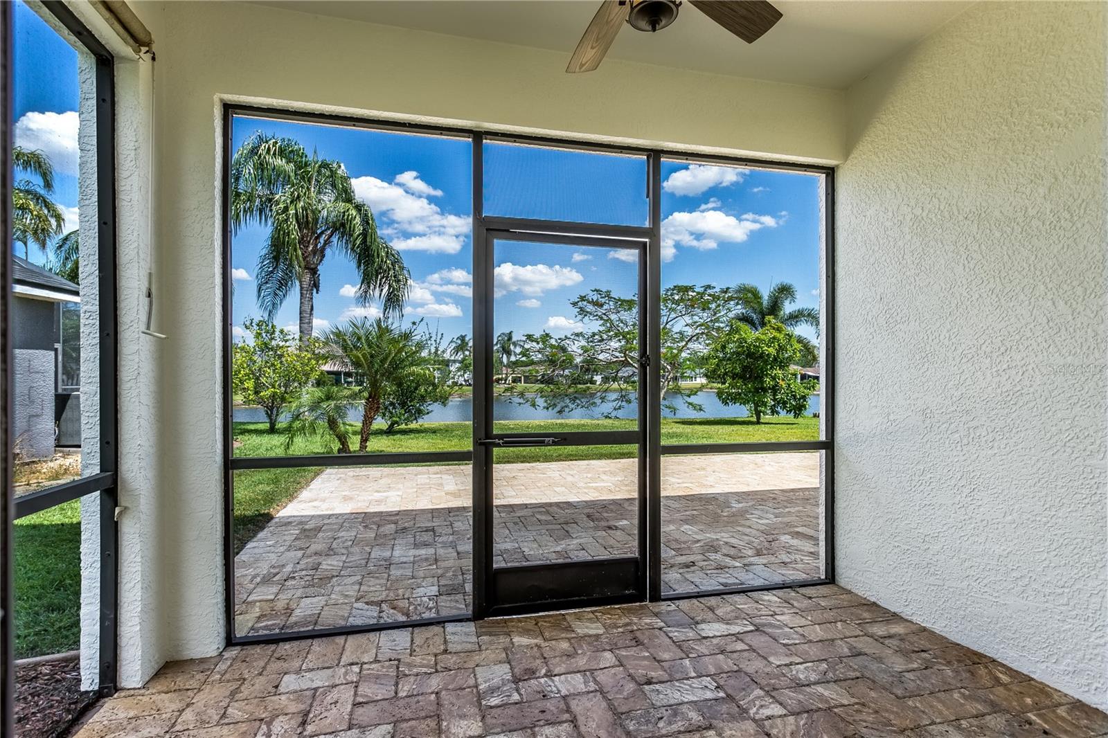 8518 TIDAL BAY LN
