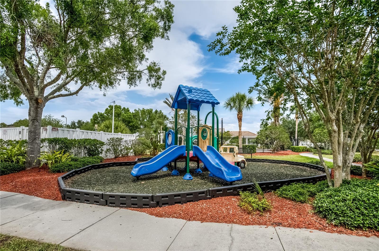 8518 TIDAL BAY LN