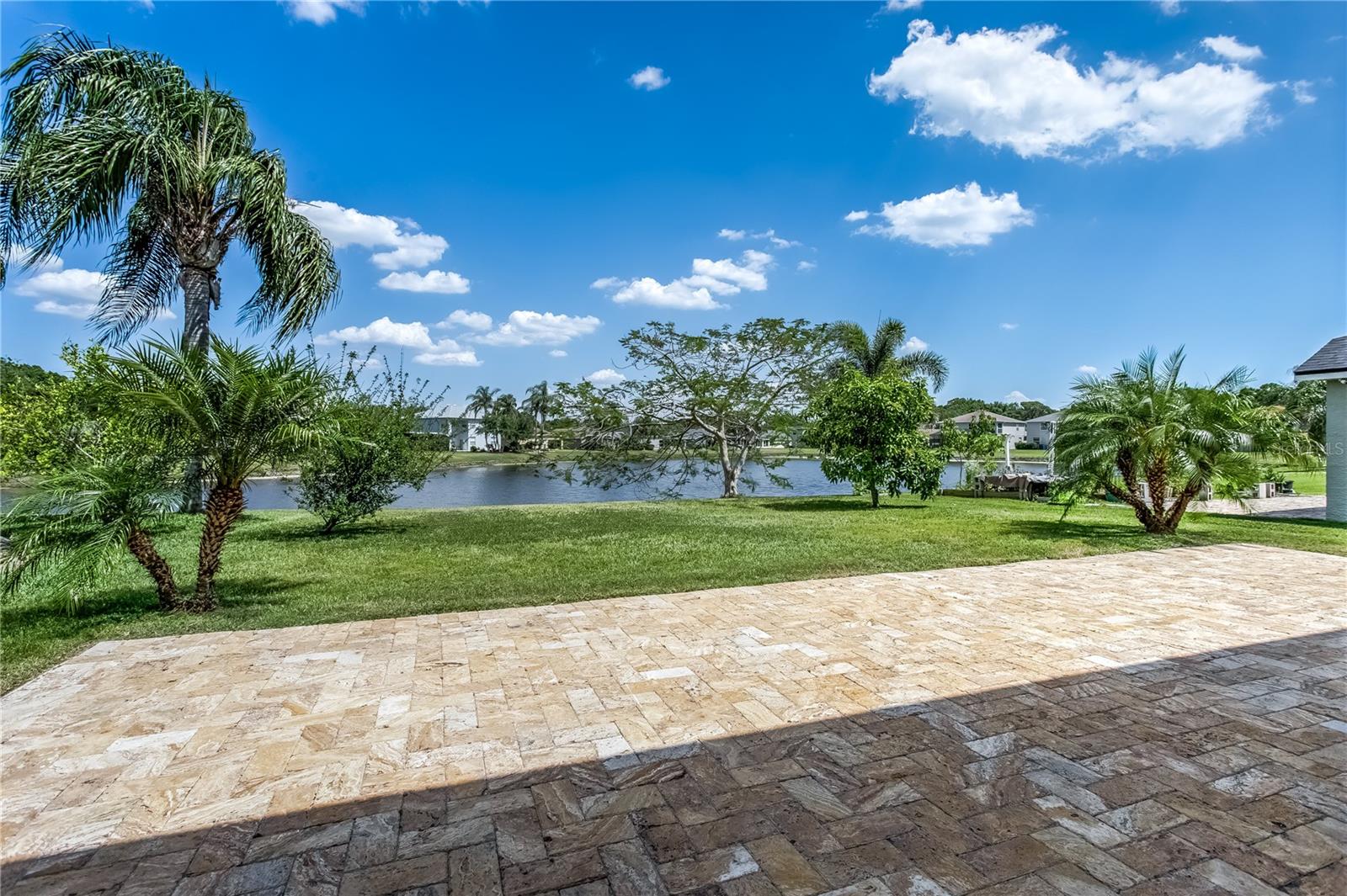 8518 TIDAL BAY LN