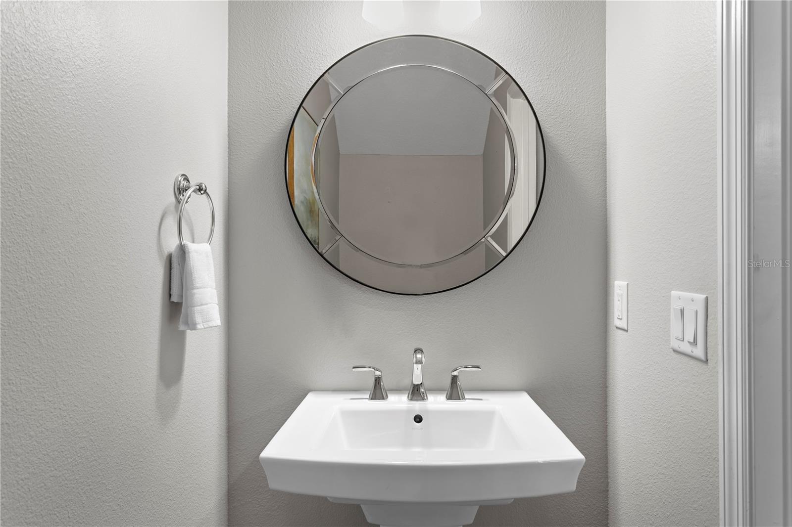 11506 CROWNED SPARROW LN