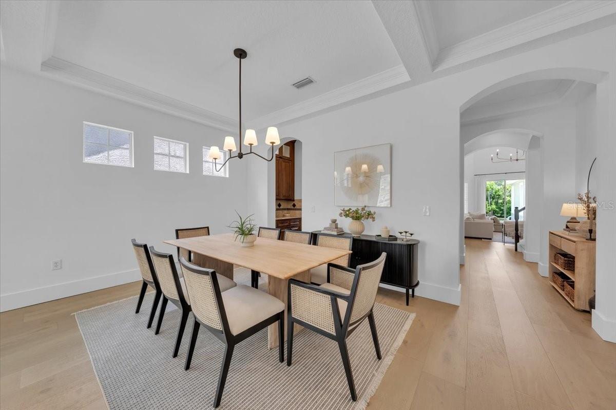 14639 CHATSWORTH MANOR CIR