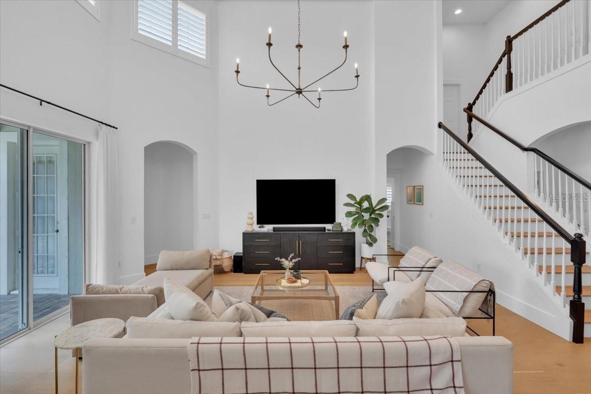 14639 CHATSWORTH MANOR CIR