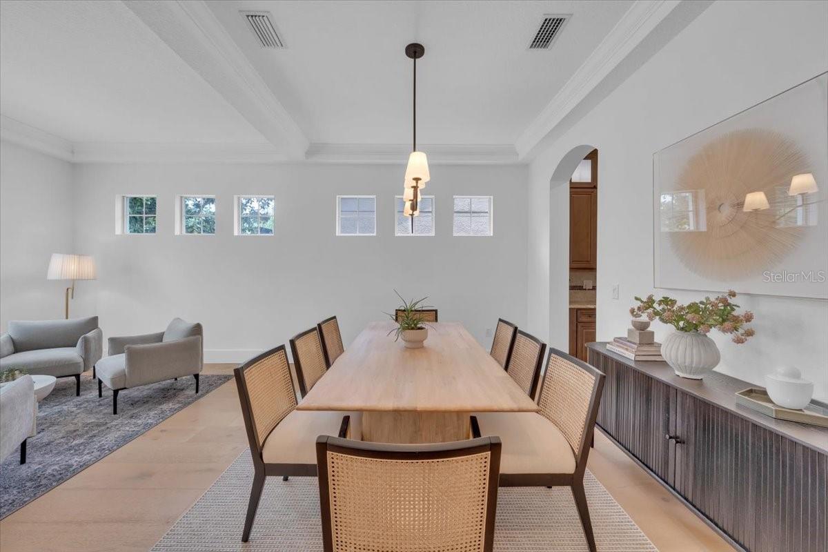 14639 CHATSWORTH MANOR CIR