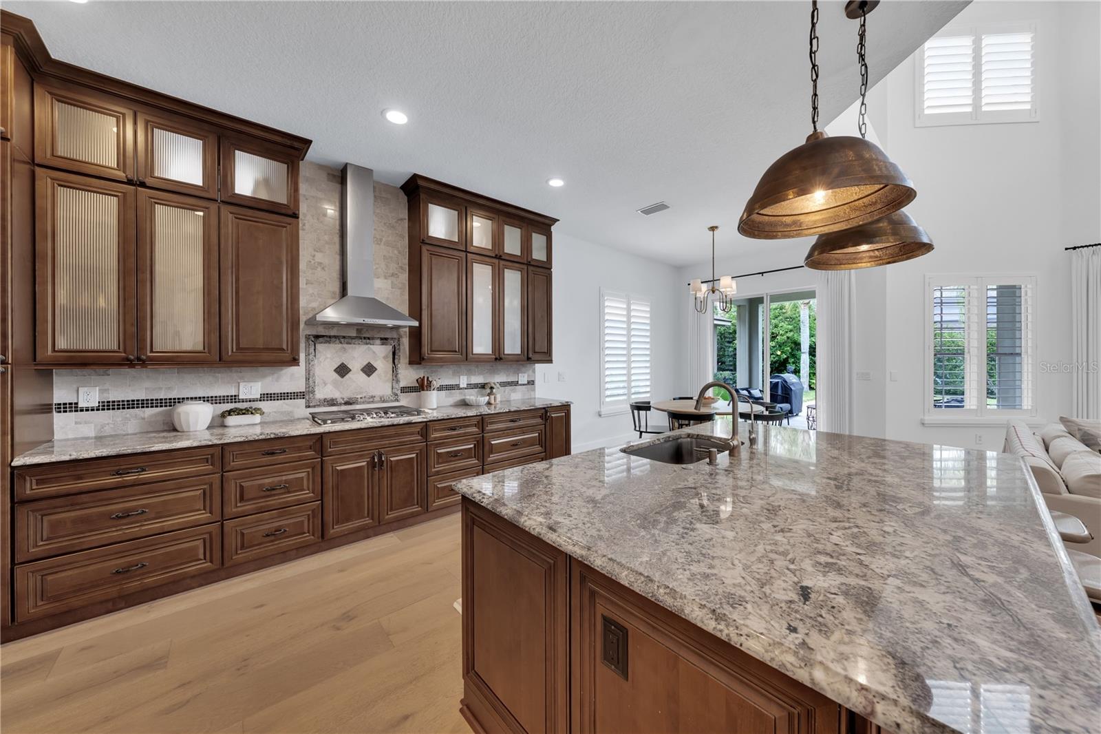 14639 CHATSWORTH MANOR CIR