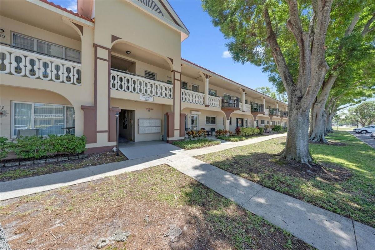 2401 FRANCISCAN DR #39