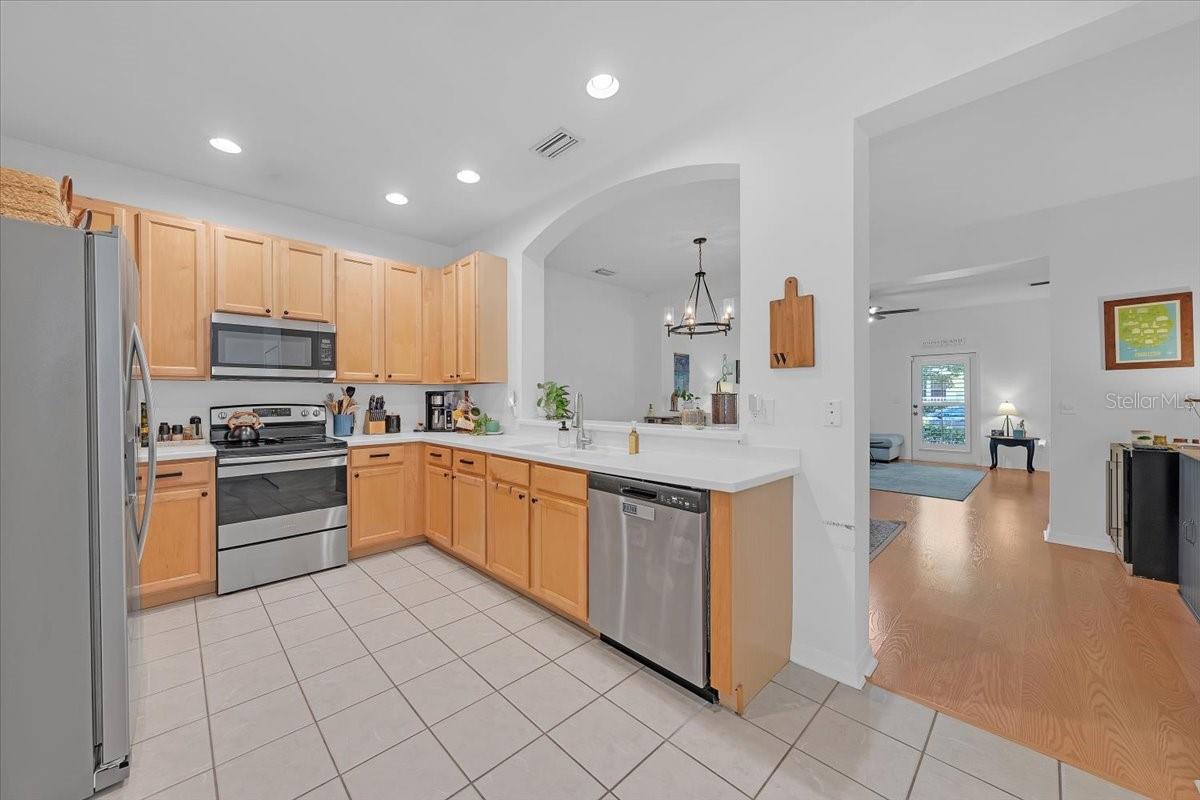 9512 WEST PARK VILLAGE DR #107