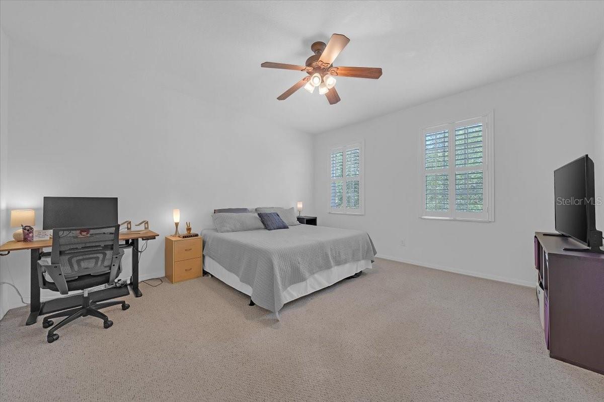 9512 WEST PARK VILLAGE DR #107