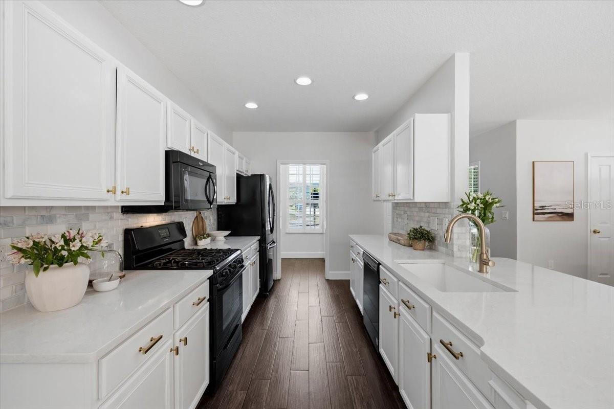 9530 W PARK VILLAGE DR