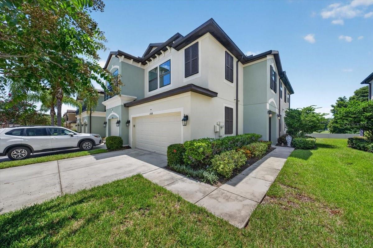 11528 CROWNED SPARROW LN