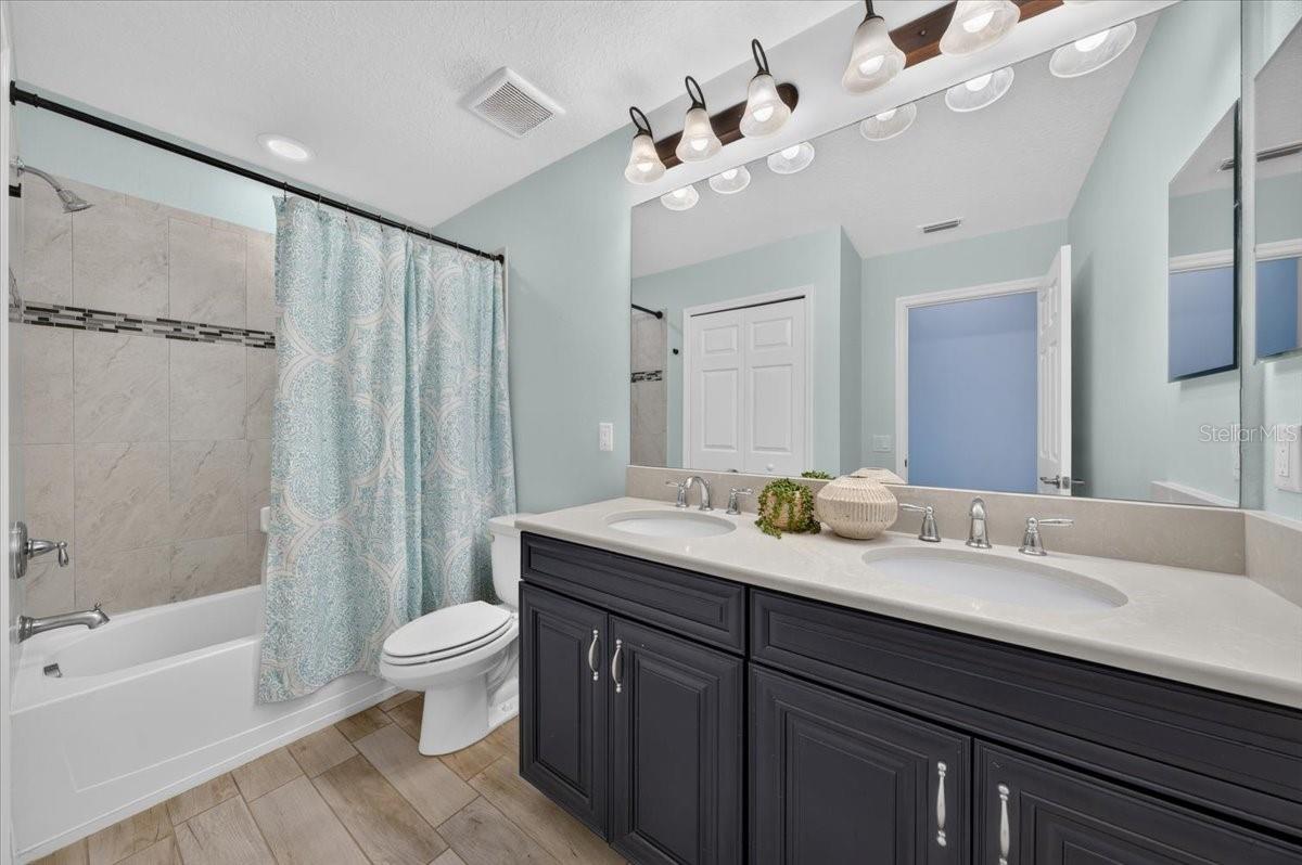 11528 CROWNED SPARROW LN