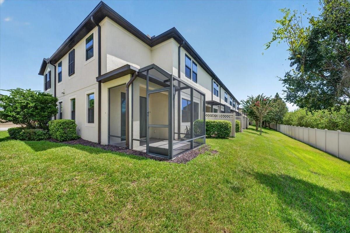 11528 CROWNED SPARROW LN