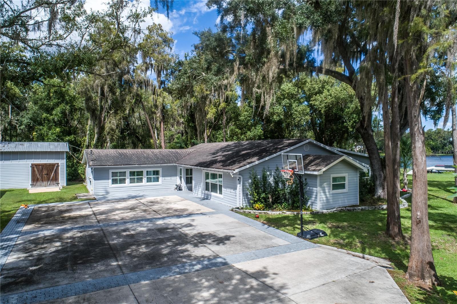 17018 DENNIS RD